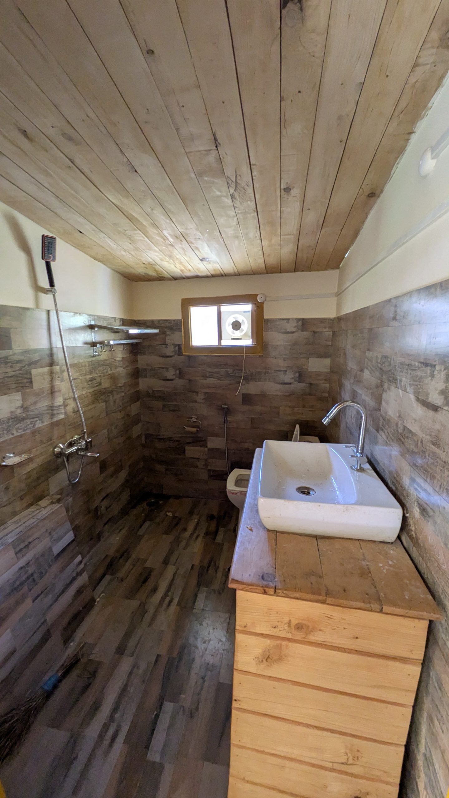 PXL_20241121_080033359